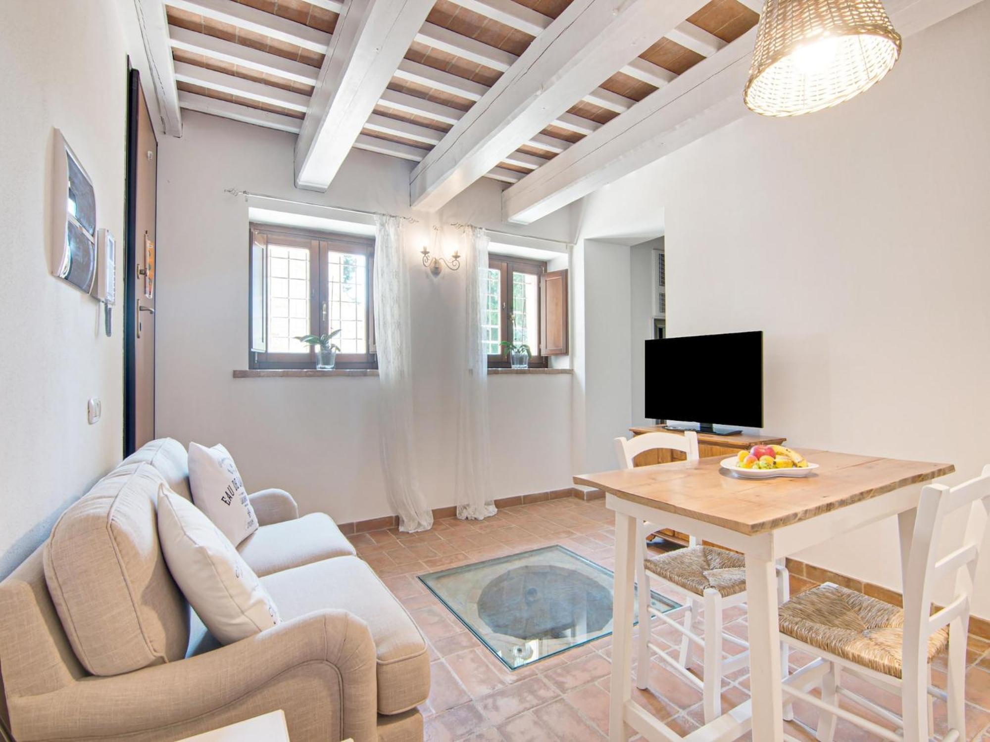 Stunning Apartment In Mombaroccio Near Metauro River Exterior photo