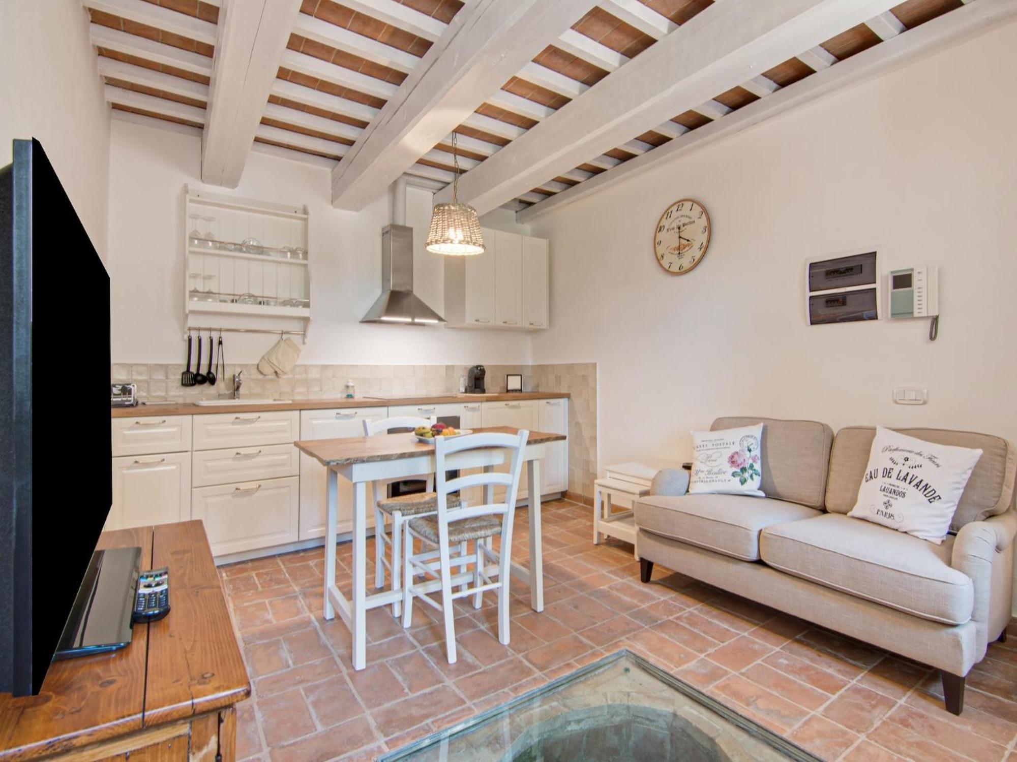 Stunning Apartment In Mombaroccio Near Metauro River Exterior photo