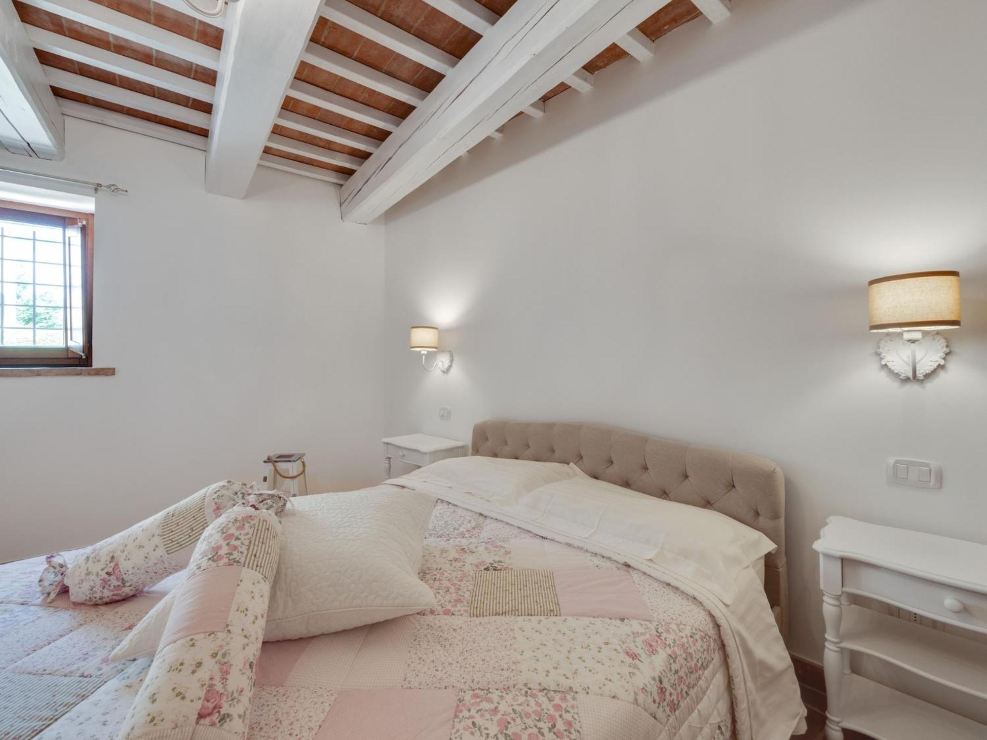 Stunning Apartment In Mombaroccio Near Metauro River Exterior photo